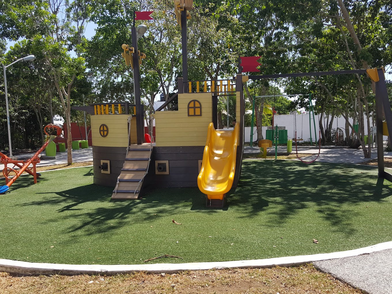 Local Parks Getting a Makeover in Puerto Morelos